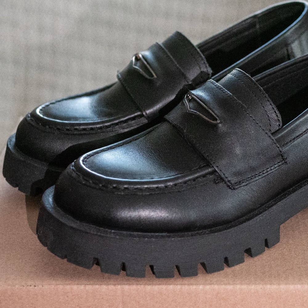 Steve Madden Lawrence Black Leather